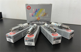 Bugi đánh lửa hiệu suất cao NGK Mercedes M171, M172