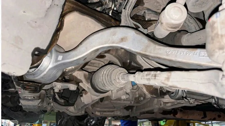 /cam-nang/cam-nang-sua-chua/mercedes-glc300-keu-lach-cach-o-gam-nguyen-nhan-pho-bien-va-cach-xu-ly-triet-de-1554