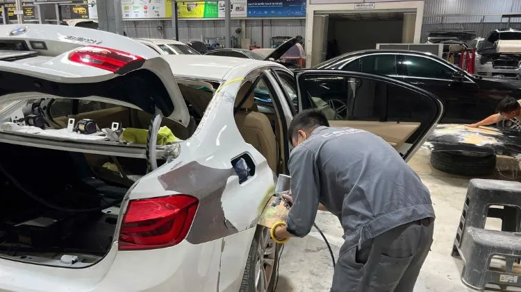 /cam-nang/cam-nang-sua-chua/vi-sao-tho-hue-duoc-xem-la-“chuan-muc”-trong-nghe-son-xe-1540